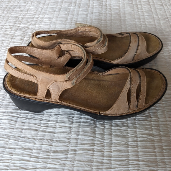 NAOT Size 39 Leather Sandals - Picture 4 of 5